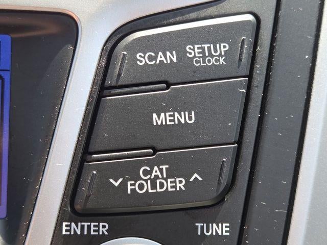 2014 Hyundai Accent — interior view